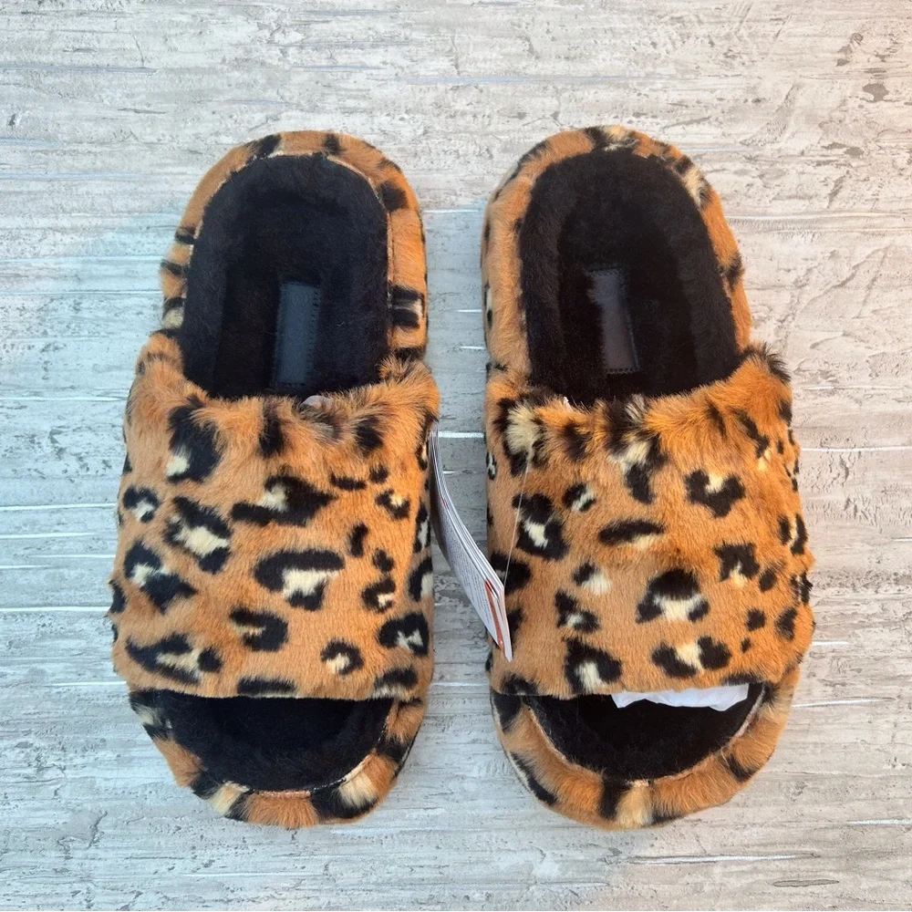 CROCS brand new